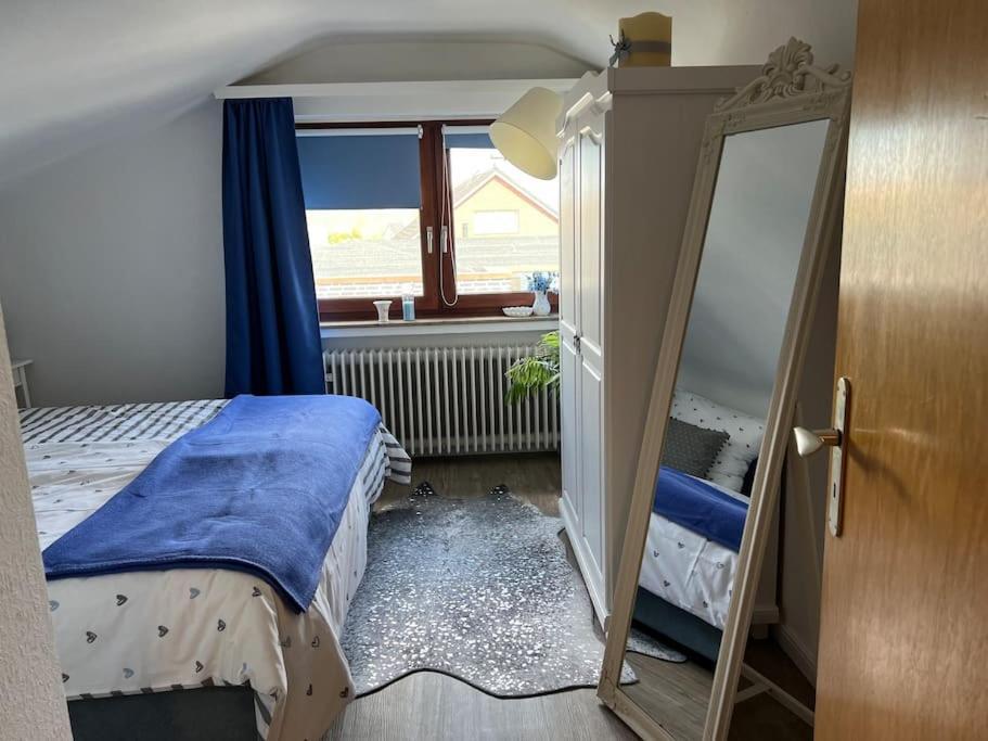 Gemuetliches Apartment Fuer Messe, Job & Kurzurlaub Im Gruenen, Naehe Duesseldorf Meerbusch Dış mekan fotoğraf