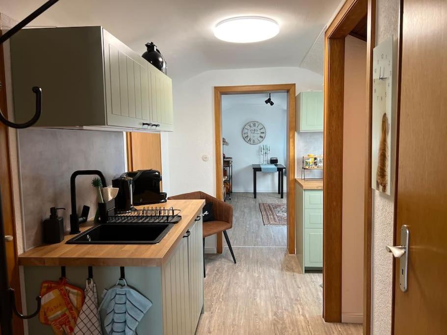 Gemuetliches Apartment Fuer Messe, Job & Kurzurlaub Im Gruenen, Naehe Duesseldorf Meerbusch Dış mekan fotoğraf